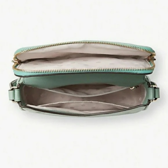 Kate Spade run around large flap crossbody - Picture 3 of 12
